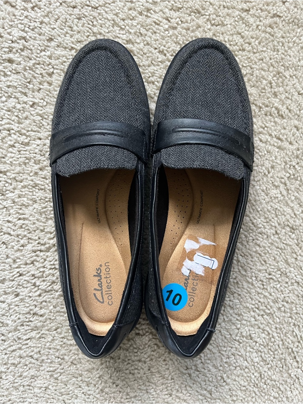 Clarks Men's Black and Gray Penny Loafers